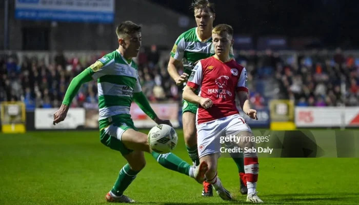 Shamrock Rovers Pimpin, St Pat’s Athletic Menang Telak