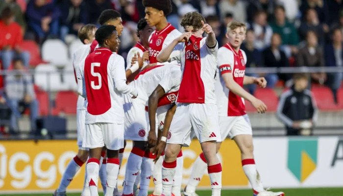 Shelbourne Vs Ajax: Pertandingan yang Bersejarah dengan Hasil Imbang 2-2