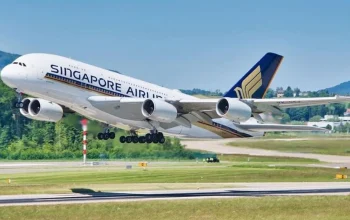 Singapore Airlines Menghadapi Tantangan Harga Avtur Melonjak, Namun Tetap Catat Rekor Penumpang