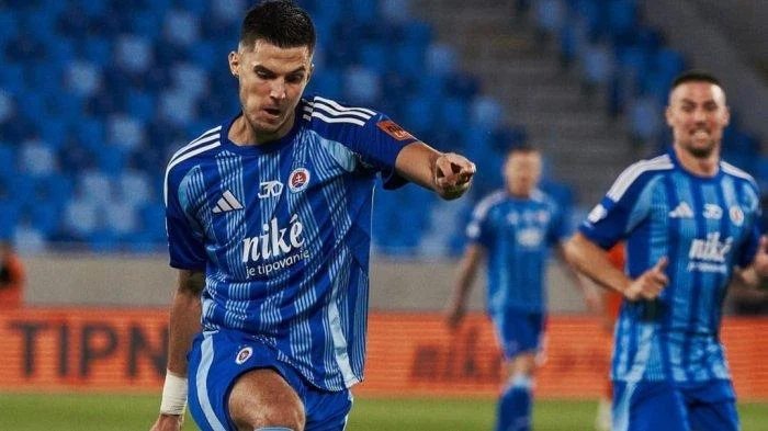 Slovan Bratislava Mengalahkan Mjallby dengan Skor 2-0 di Kualifikasi Liga Champions