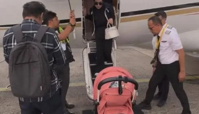 Syahrini Kembali ke Indonesia, Bagi Voucher Resor Mewah dan Berbagi Cerita Menarik