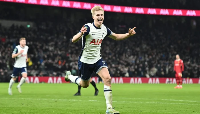 Tottenham Hotspur Siap Melepas Beberapa Pemain, Termasuk Lucas Bergvall