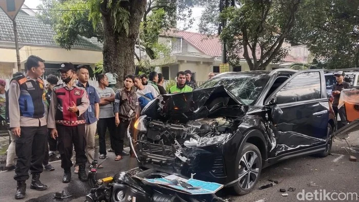 Tragedi di Jalan: Dari Kecelakaan Maut hingga Pencurian Mobil dengan Anak di Dalam